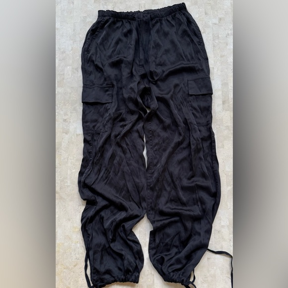 PINK Victoria's Secret Pants - PINK Victorias Secret Parachute Pants Cargo Pockets Black Streetwear Y2K Rap - M